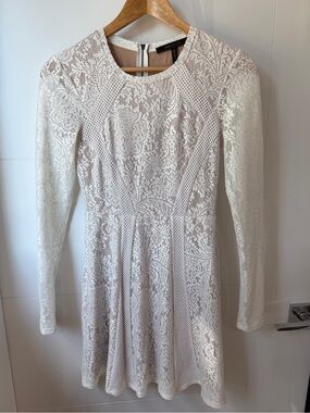 White Lace Long-Sleeve Dress